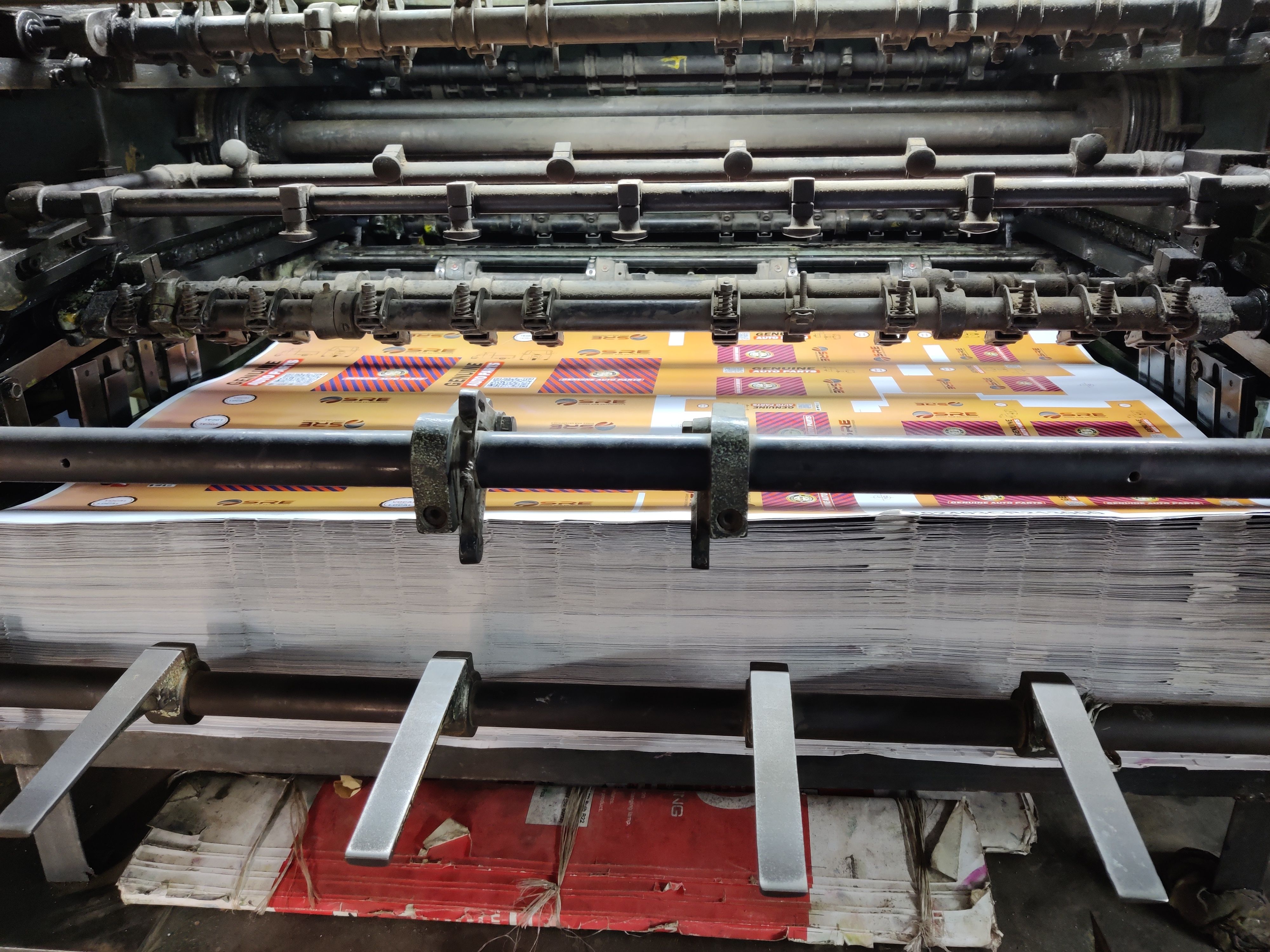 Dynamic surface tension analysis for industrial inkjet printing